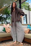 Nonni Gingham 7/8 Barrel Pant Chocolate